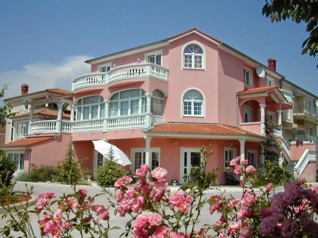 Hotel Villa Vera 2 Fažana