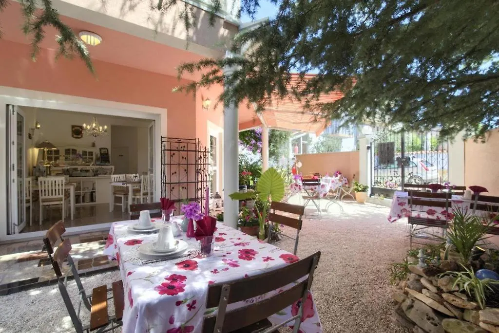 Hotel Villa Vera 2 Fažana